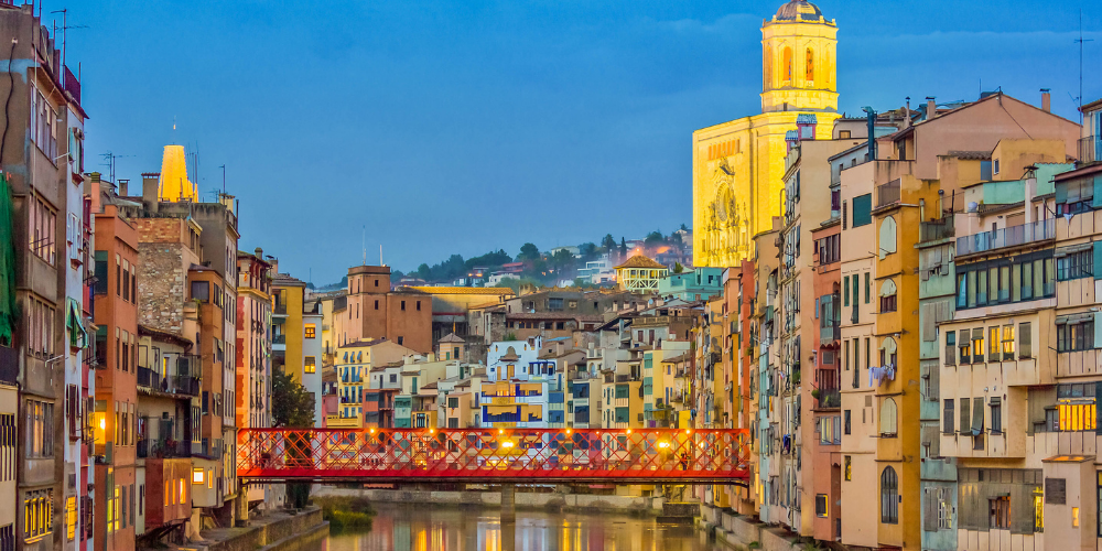 Katalan Panoramik Güzelliği: Girona Gezi Rehberi
